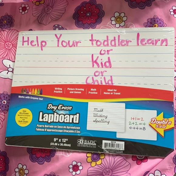 Disney Minnie Mouse bed sheet & blanket set with Minnie Mouse slippers included - Picture 6 of 9